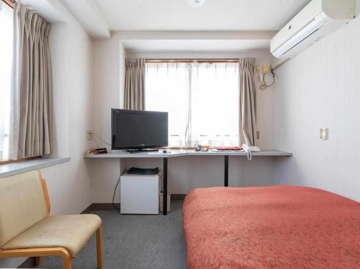 Tabist Rays Hotel Yakata Миядзаки Екстериор снимка