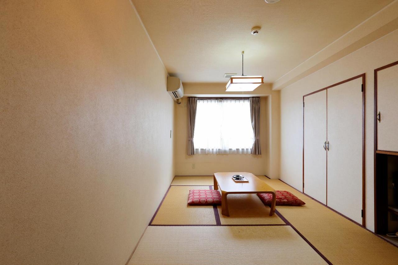 Tabist Rays Hotel Yakata Миядзаки Екстериор снимка