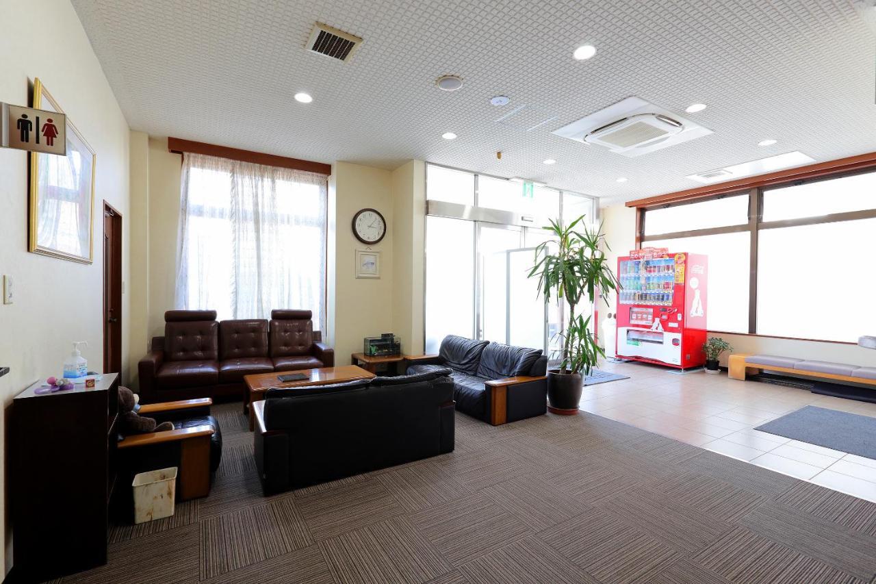 Tabist Rays Hotel Yakata Миядзаки Екстериор снимка