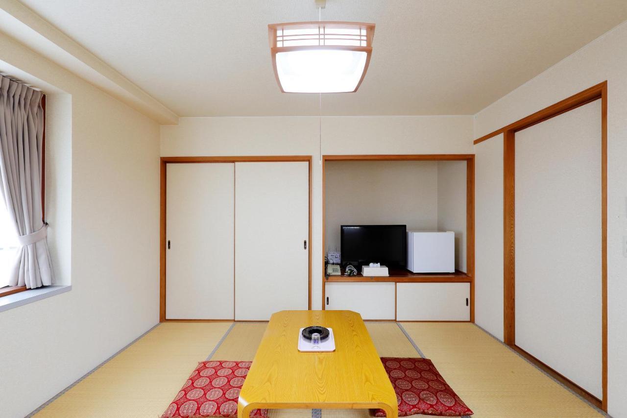 Tabist Rays Hotel Yakata Миядзаки Екстериор снимка