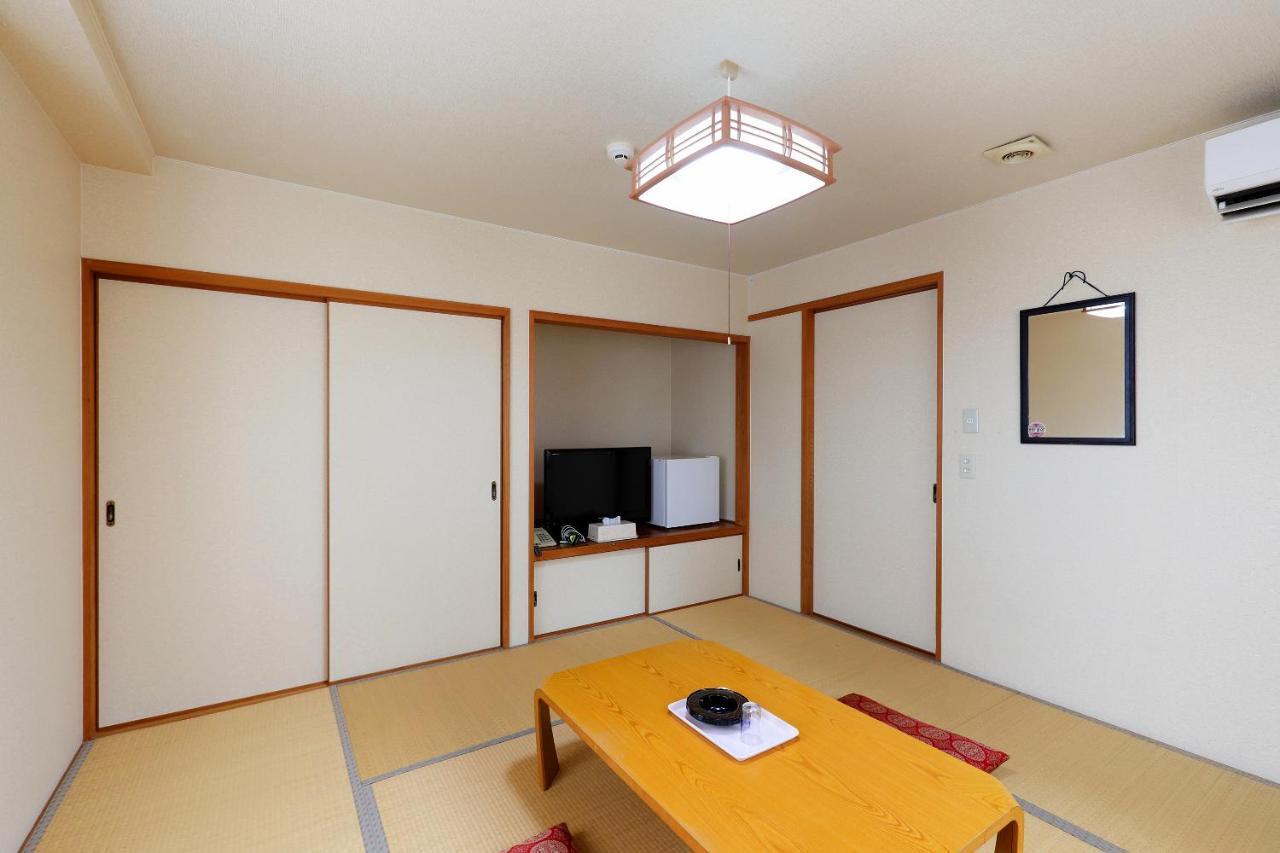 Tabist Rays Hotel Yakata Миядзаки Екстериор снимка